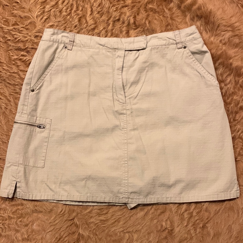 Vintage khaki skort
